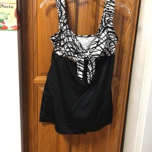 Robby Len black & white swim dress
